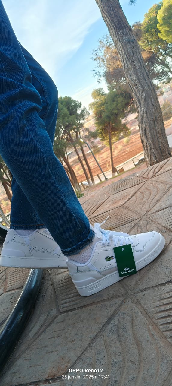 Lacoste  سبب التخفيض لايوجد كل المقاساتA 30% Lacoste Men's Game Advance - Image 3